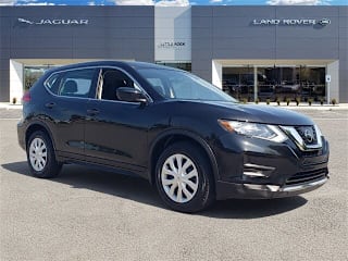 2017 Nissan Rogue S 5N1AT2MT7HC864545 2017 Nissan Rogue S