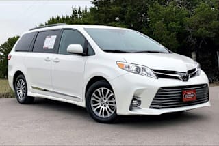 2020 Toyota Sienna XLE 8-Passenger 5TDYZ3DC2LS083298 2020 Toyota Sienna XLE 8-Passenger