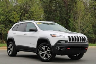 2018 Jeep Cherokee 1C4PJMBX3JD512861 2018 Jeep Cherokee