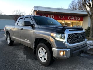 2018 Toyota Tundra SR5 5TFUM5F13JX079241 2018 Toyota Tundra SR5