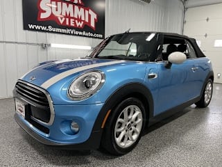 2018 MINI Convertible Cooper WMWWG5C57J3D01083 2018 MINI Convertible Cooper