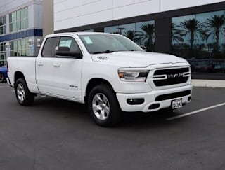 2019 Ram Pickup 1500 Big Horn 1C6RREBT4KN508485 2019 Ram Pickup 1500 Big Horn