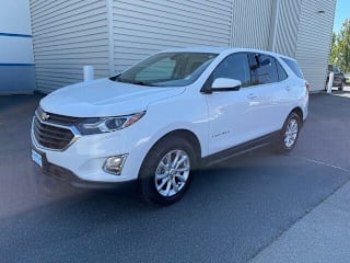 2018 Chevrolet Equinox LT 2GNAXSEV6J6181105 2018 Chevrolet Equinox LT