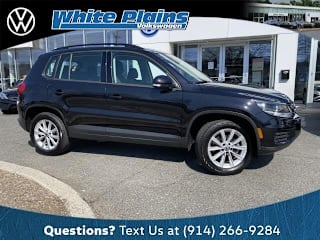 2017 Volkswagen Tiguan WVGBV7AX7HK051893 2017 Volkswagen Tiguan