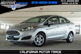 2015 Ford Fiesta SE 3FADP4BJ4FM176183 2015 Ford Fiesta SE