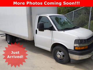 2017 Chevrolet Express Cutaway 3500 1GB3GTCG0H1105702 2017 Chevrolet Express Cutaway 3500