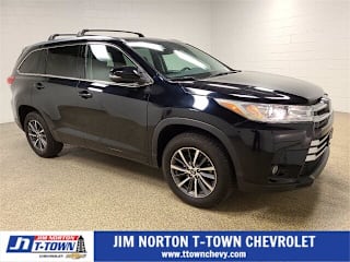 2018 Toyota Highlander XLE 5TDKZRFH5JS532147 2018 Toyota Highlander XLE