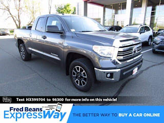 2017 Toyota Tundra SR 5TFUY5F10HX599704 2017 Toyota Tundra SR