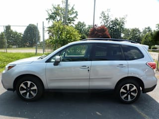 2017 Subaru Forester 2.5i Premium JF2SJAGC6HH573883 2017 Subaru Forester 2.5i Premium