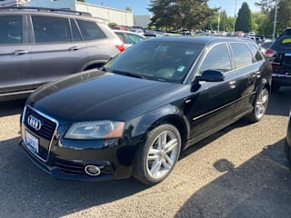 2011 Audi A3 2.0T Premium Plus PZEV WAUKEAFM9BA072285 2011 Audi A3 2.0T Premium Plus PZEV