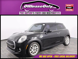 2016 MINI Hardtop 2 Door WMWXP5C58G3B76737 2016 MINI Hardtop 2 Door