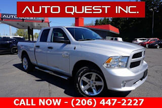 2018 Ram Pickup 1500 Express 1C6RR7FG7JS200011 2018 Ram Pickup 1500 Express