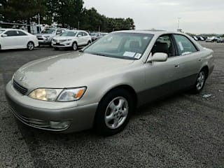 1999 Lexus ES 300 JT8BF28G9X0216913 1999 Lexus ES 300