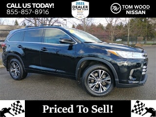 2018 Toyota Highlander LE 5TDBZRFH8JS840560 2018 Toyota Highlander LE