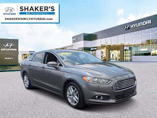 2013 Ford Fusion SE 3FA6P0HR2DR166847 2013 Ford Fusion SE