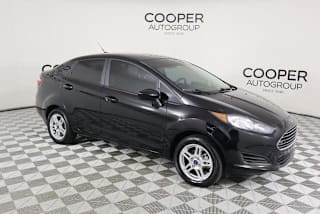 2019 Ford Fiesta SE 3FADP4BJ2KM127137 2019 Ford Fiesta SE