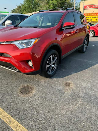 2017 Toyota RAV4 XLE JTMWFREV9HJ112321 2017 Toyota RAV4 XLE