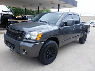 2010 Nissan Titan SE 1N6AA0EC6AN310885 2010 Nissan Titan SE