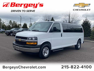 2020 Chevrolet Express Passenger LT 3500 1GAZGPFG3L1230848 2020 Chevrolet Express Passenger LT 3500