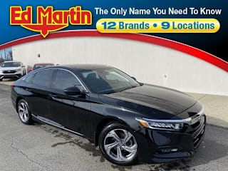 2018 Honda Accord 1HGCV1F40JA060582 2018 Honda Accord