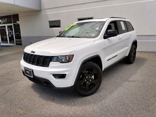 2018 Jeep Grand Cherokee Upland 1C4RJFAG9JC499464 2018 Jeep Grand Cherokee Upland