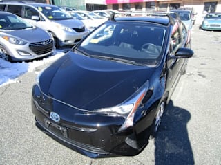 2018 Toyota Prius Three JTDKARFU2J3550076 2018 Toyota Prius Three