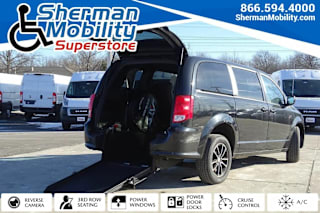 2018 Dodge Grand Caravan 2C4RDGBG1JR153573 2018 Dodge Grand Caravan