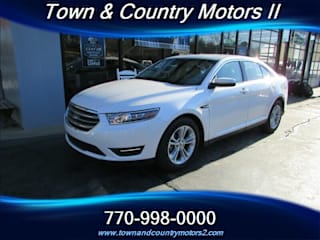 2017 Ford Taurus 1FAHP2E85HG136903 2017 Ford Taurus