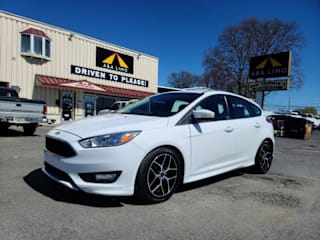 2016 Ford Focus SE 1FADP3K21GL236376 2016 Ford Focus SE