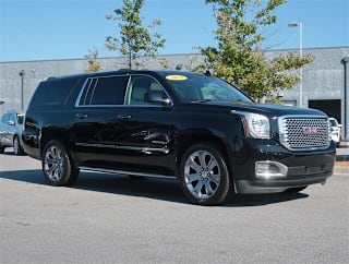 2016 GMC Yukon XL Denali 1GKS2HKJ0GR447588 2016 GMC Yukon XL Denali