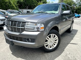 2012 Lincoln Navigator Base 5LMJJ2J57CEL01422 2012 Lincoln Navigator Base