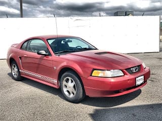 2000 Ford Mustang 1FAFP4046YF142643 2000 Ford Mustang