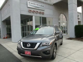 2019 Nissan Pathfinder SV 5N1DR2MM9KC596819 2019 Nissan Pathfinder SV