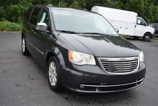 2011 Chrysler Town and Country Touring-L 2A4RR8DG6BR666219 2011 Chrysler Town and Country Touring-L