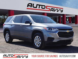 2019 Chevrolet Traverse LS 1GNERFKW4KJ322094 2019 Chevrolet Traverse LS