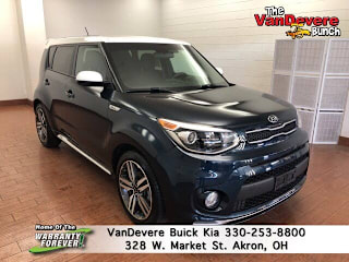 2018 Kia Soul + KNDJP3A53J7593986 2018 Kia Soul +