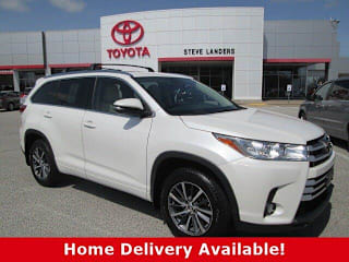 2018 Toyota Highlander XLE 5TDJZRFH9JS498497 2018 Toyota Highlander XLE