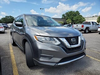 2018 Nissan Rogue S 5N1AT2MT4JC711322 2018 Nissan Rogue S