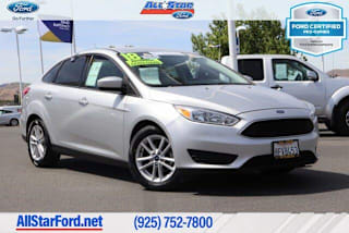 2018 Ford Focus SE 1FADP3F22JL211813 2018 Ford Focus SE