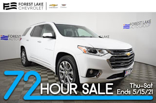 2018 Chevrolet Traverse Premier 1GNEVJKW1JJ179070 2018 Chevrolet Traverse Premier