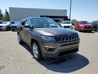 2018 Jeep Compass Latitude 3C4NJDBB5JT256194 2018 Jeep Compass Latitude