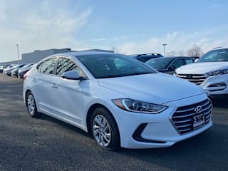 2018 Hyundai Elantra 5NPD74LF6JH330749 2018 Hyundai Elantra