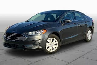 2019 Ford Fusion S 3FA6P0G71KR245875 2019 Ford Fusion S