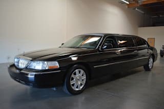2011 Lincoln Town Car Executive 2L1FL8JW4BX759075 2011 Lincoln Town Car Executive