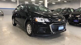 2019 Chevrolet Sonic LT Auto 1G1JD5SB1K4139630 2019 Chevrolet Sonic LT Auto