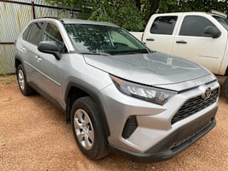 2019 Toyota RAV4 LE 2T3F1RFV9KW074367 2019 Toyota RAV4 LE