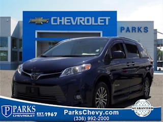 2020 Toyota Sienna XLE Premium 8-Passenger 5TDYZ3DC2LS049667 2020 Toyota Sienna XLE Premium 8-Passenger