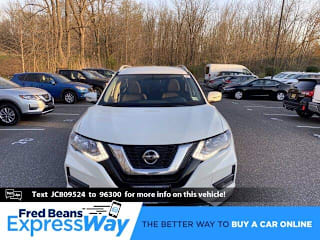 2018 Nissan Rogue SV 5N1AT2MV0JC809524 2018 Nissan Rogue SV