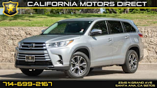2018 Toyota Highlander LE 5TDZARFH3JS039296 2018 Toyota Highlander LE