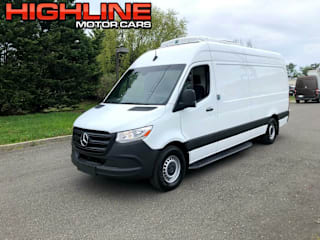 2019 Mercedes-Benz Sprinter Crew 2500 WD4PF1CD0KP027328 2019 Mercedes-Benz Sprinter Crew 2500